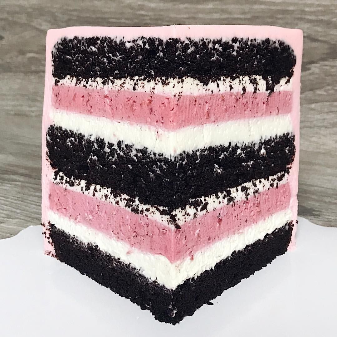 Двухцветный торт