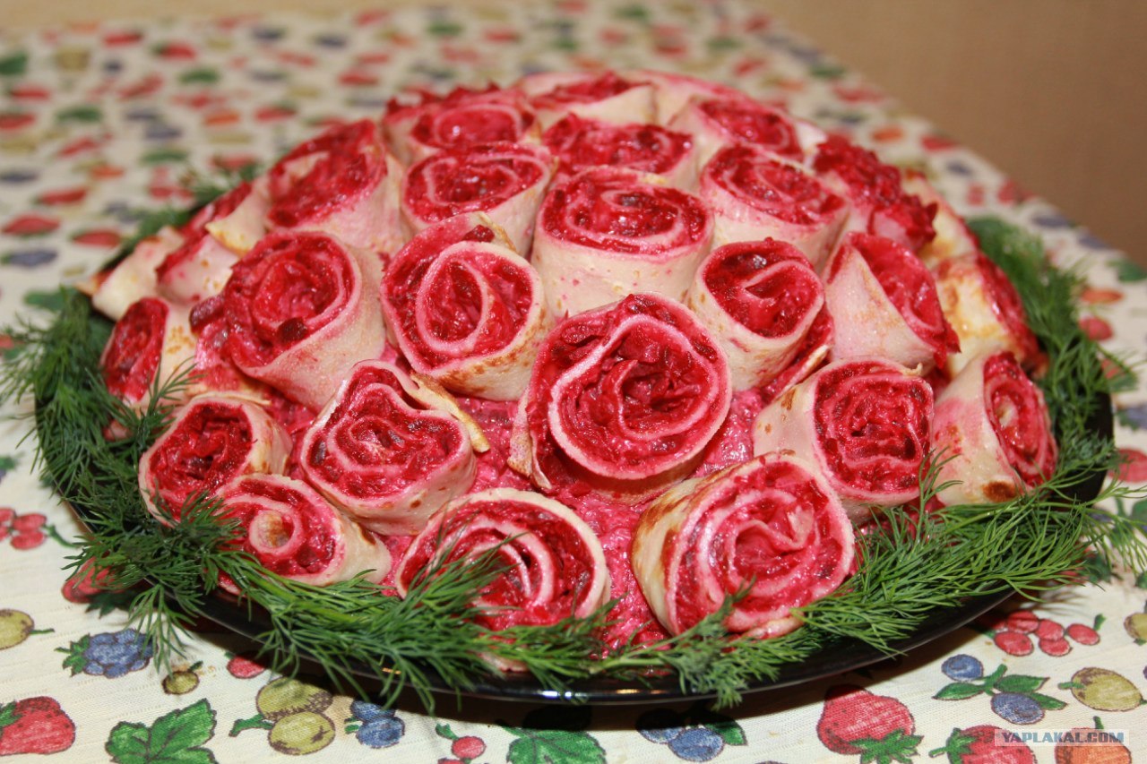 Салат букет роз