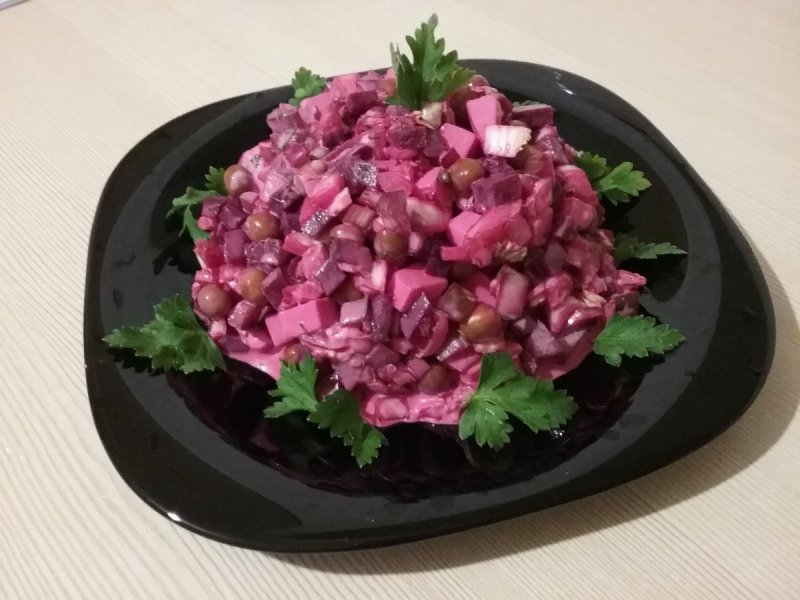 Праздничный салат из свеклы