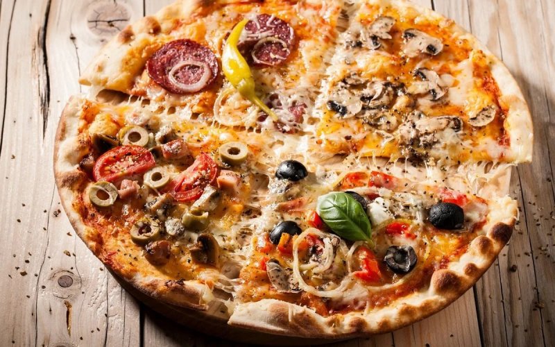 Пицца Маргарита калорийность