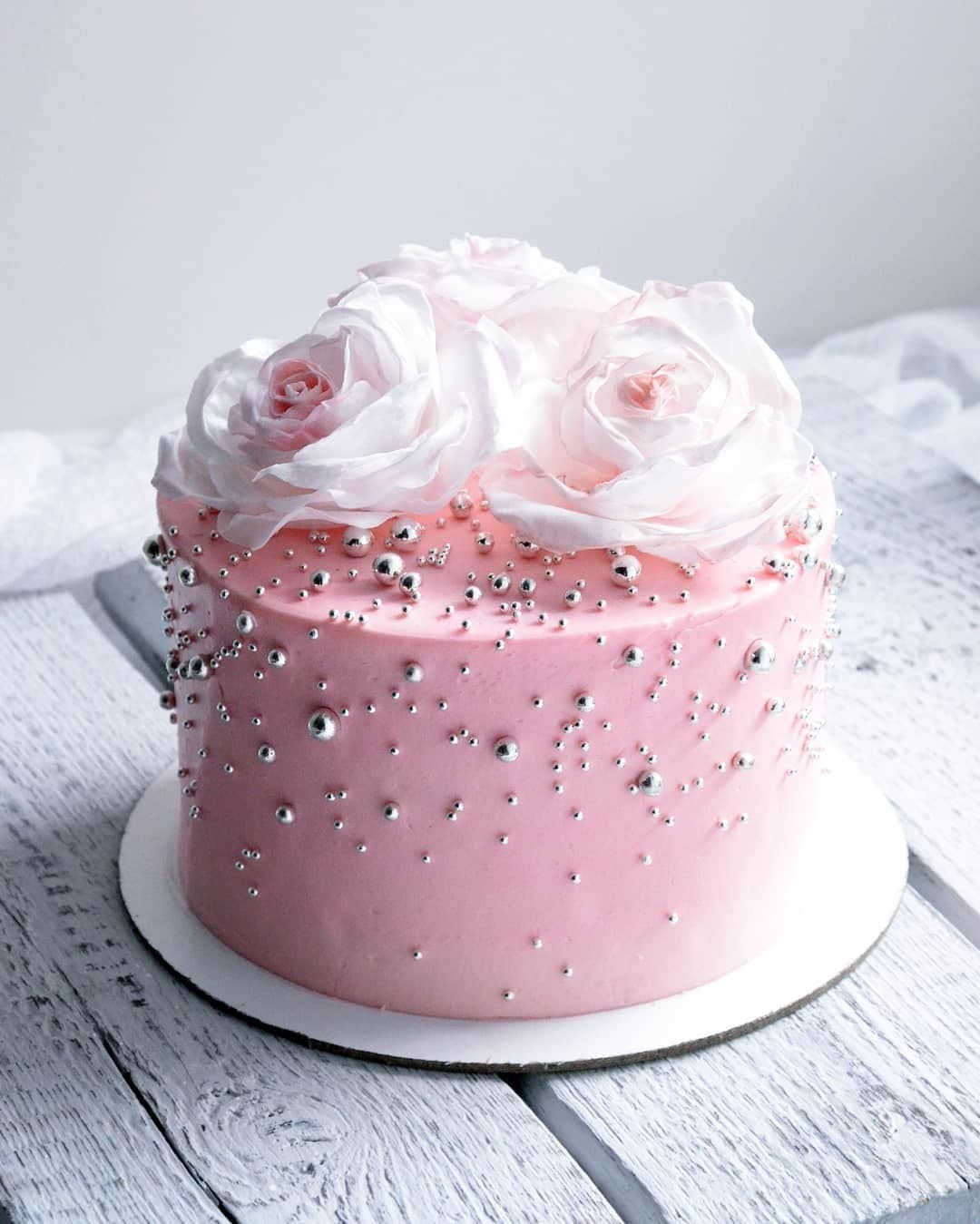 розовый тортик фото