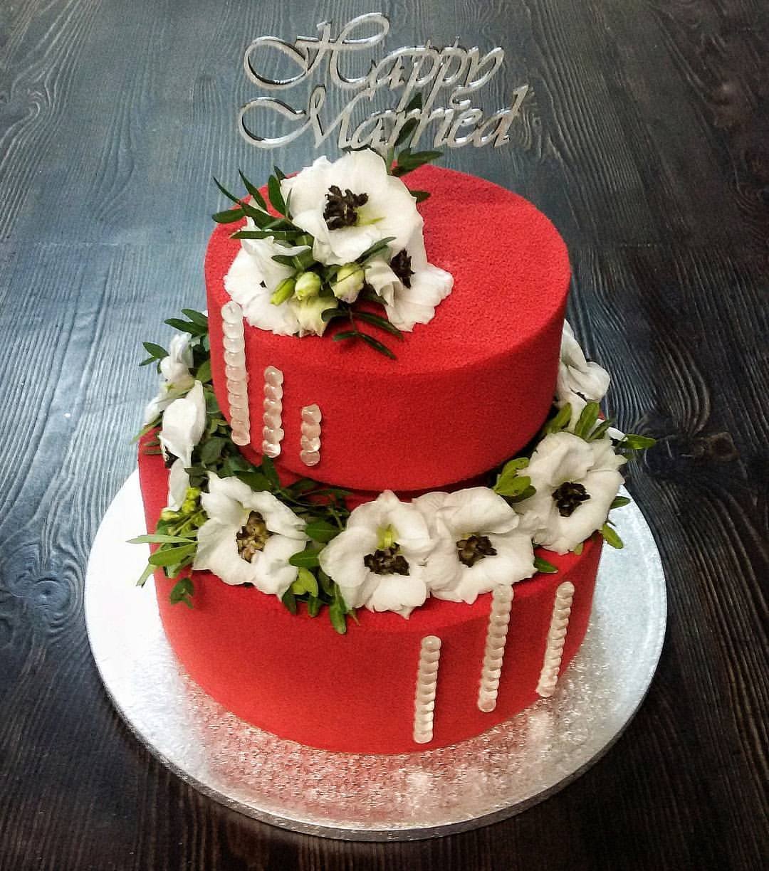 Свадебный торт красный бархат фото