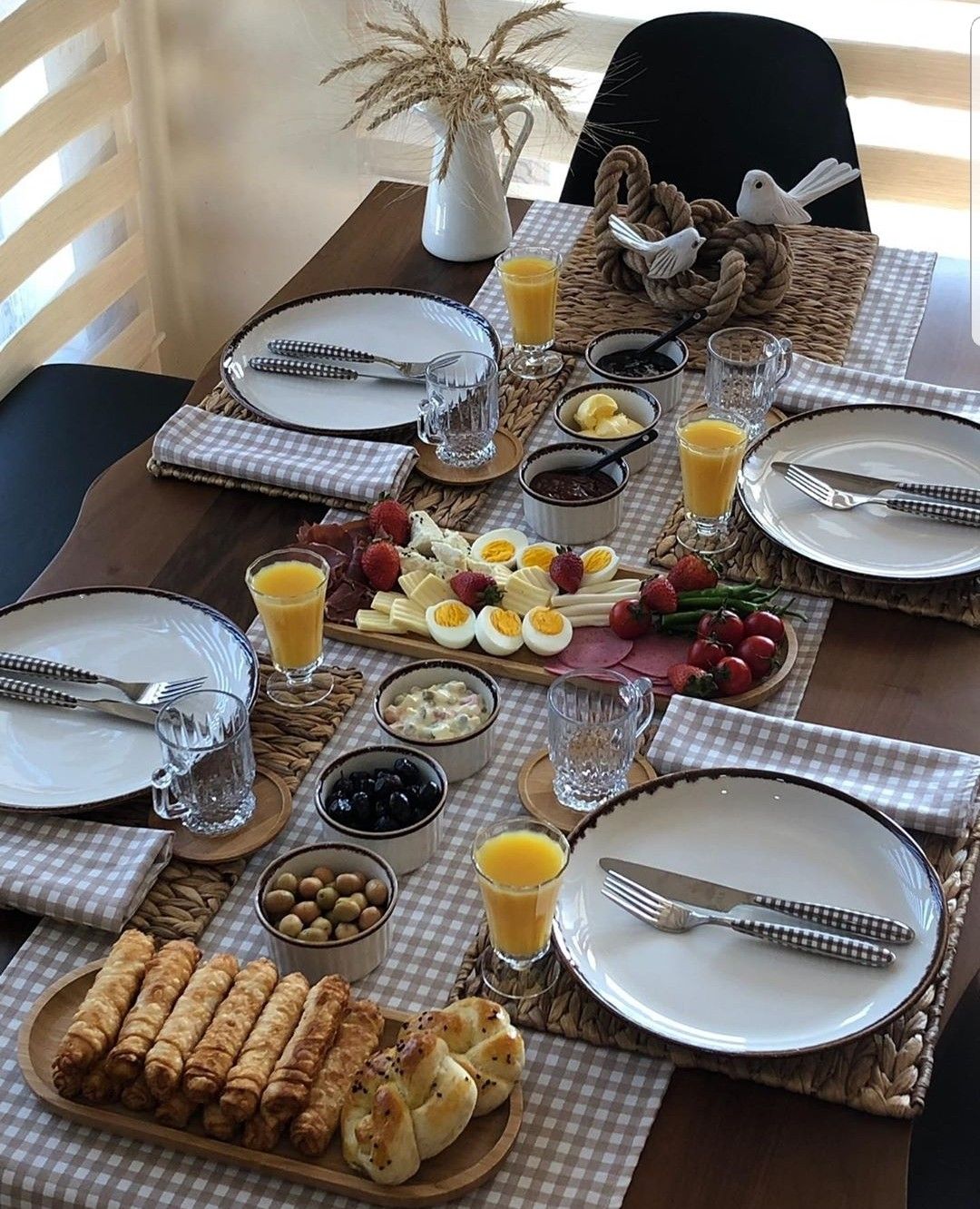 картинки сервировка стола к завтраку