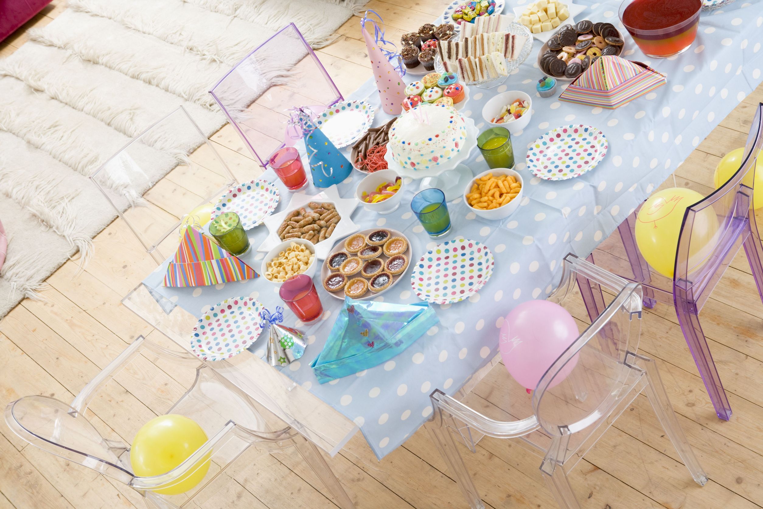 сервировка праздничного стола в домашних условиях на день рождения ребенку