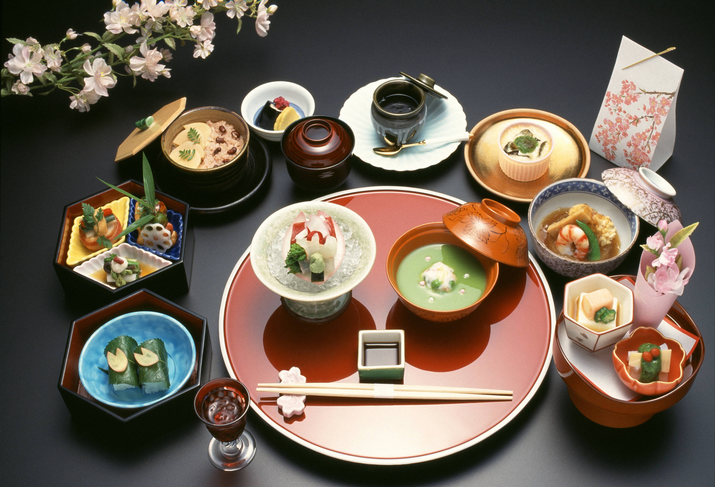 Суп на завтрак у японцев 4 буквы. Кайсеки Рери. Кайсэки в Японии. Кухня кайсэки. Ланч Кайсеки.