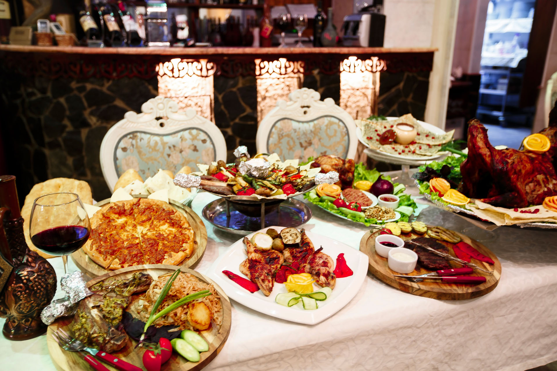 Стол азербайджанской кухни