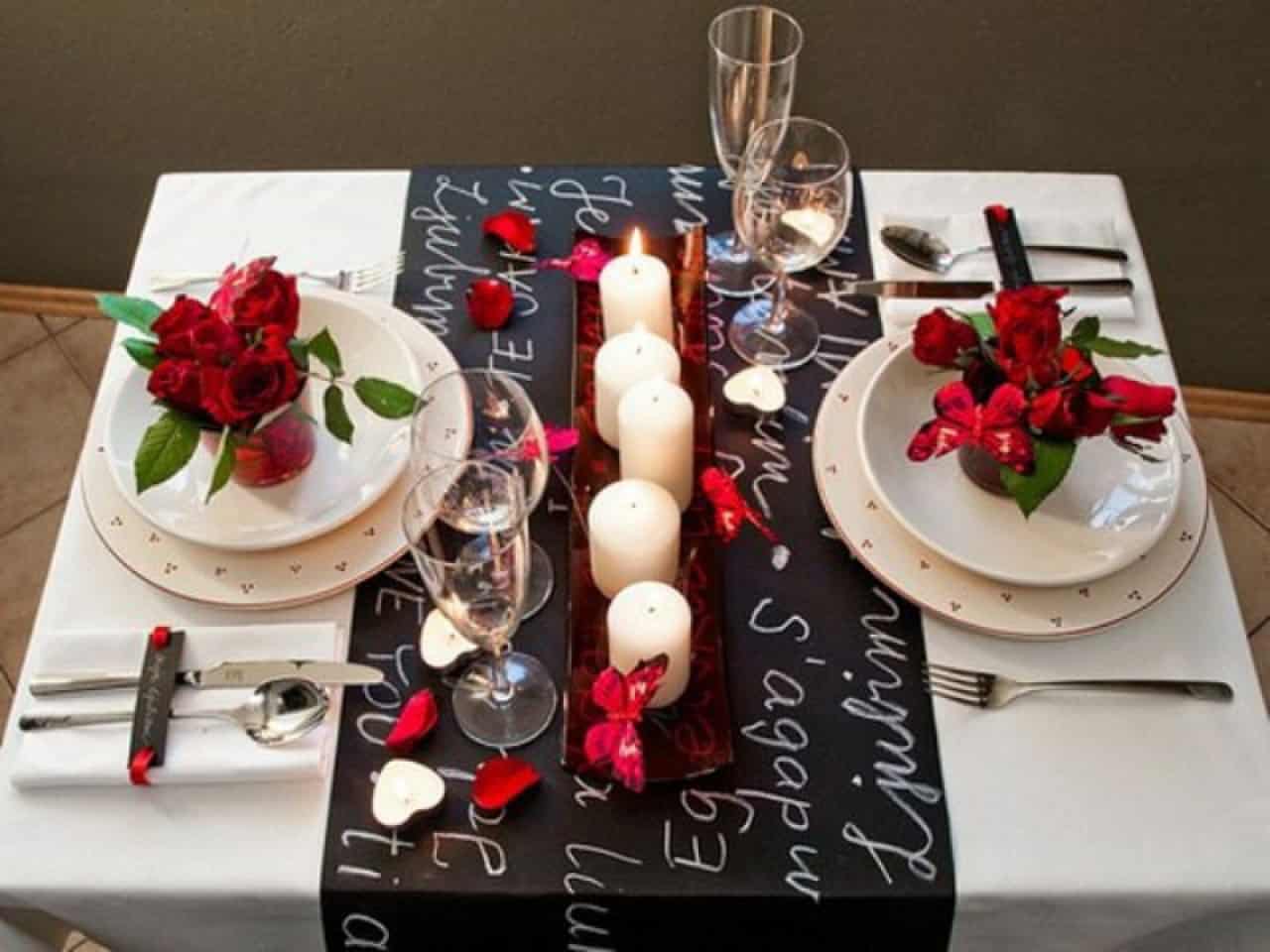 Декор стола на романтический ужин