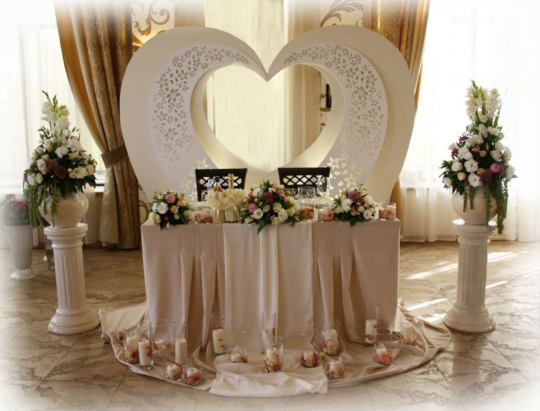 Арки на свадебный стол