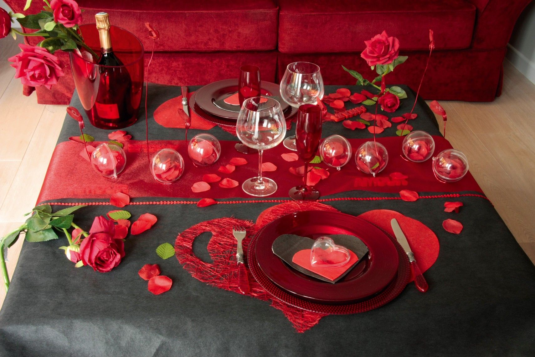 Столик для романтического ужина