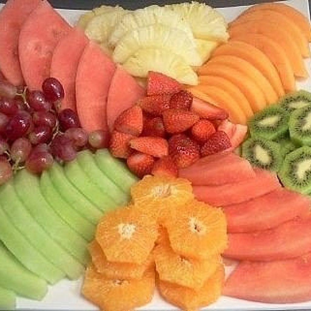 Выкладка фруктовой тарелки