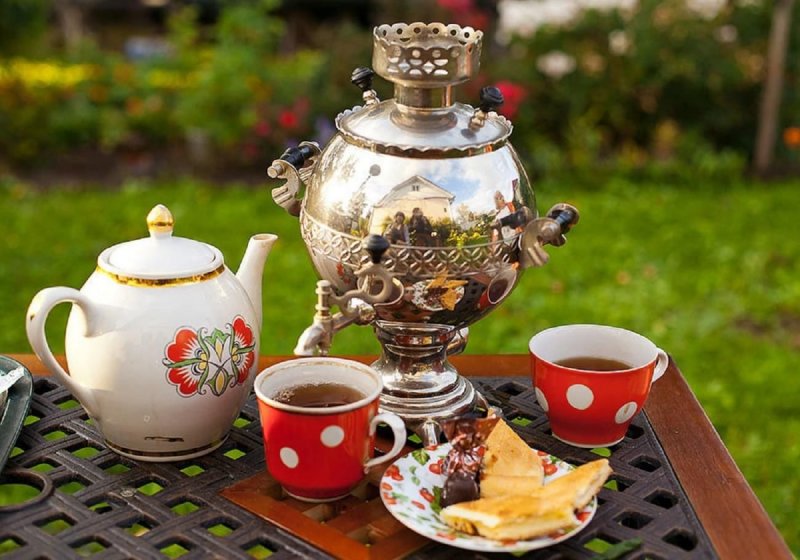 Чай из русского самовара