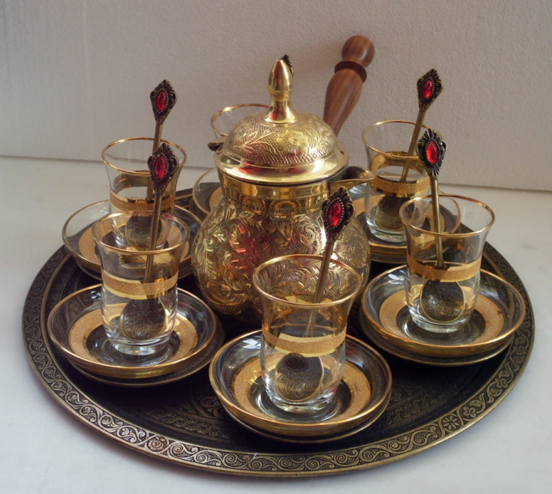 Турецкий чайный сервиз армуды