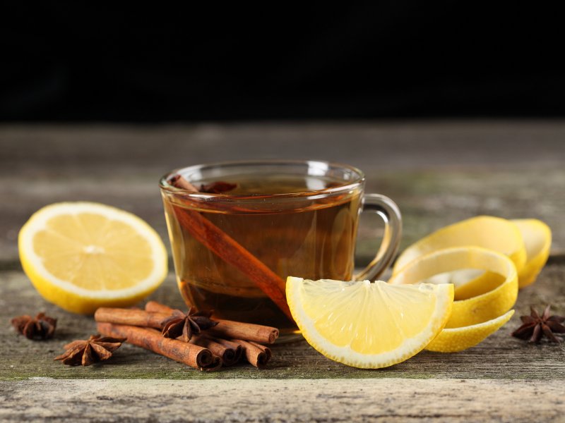 Открытка чай с лимоном