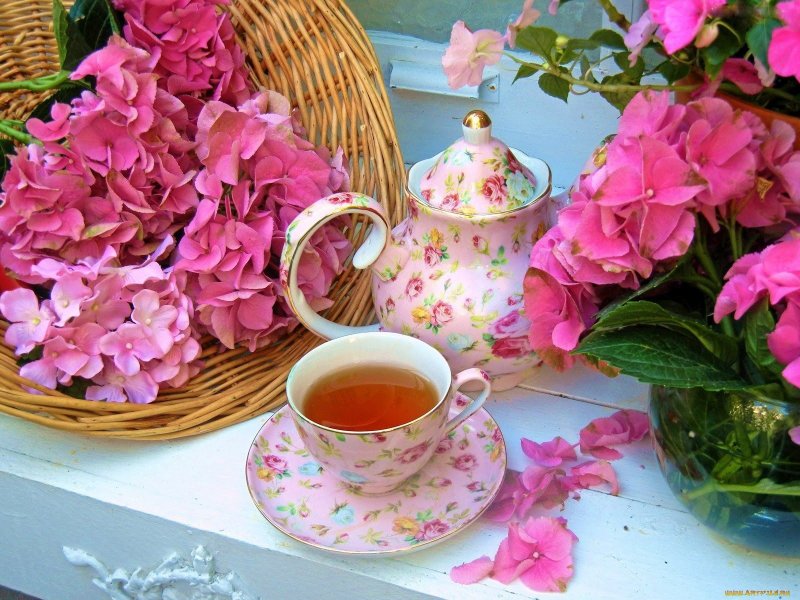 Чай с розовыми лепестками