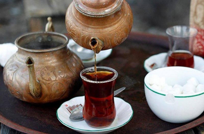 Традиционный турецкий чай