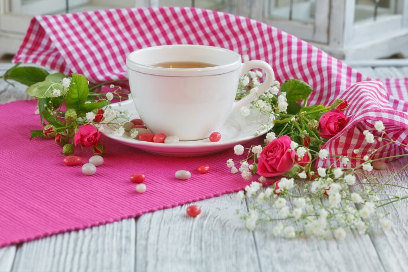 Чаепитие с цветами