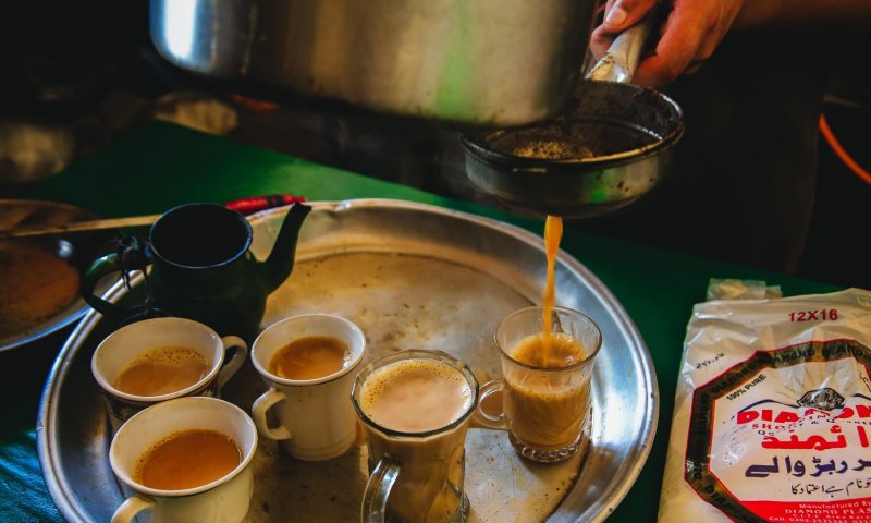 Пакистанский чай с молоком