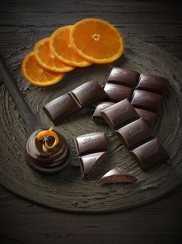 Шоколад Lindt Creation темный с апельсином