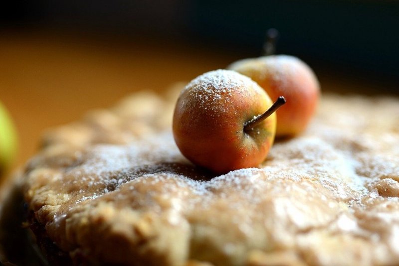 День яблочного пирога 13 мая