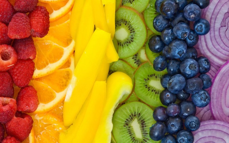 Овощи фрукты разноцветные