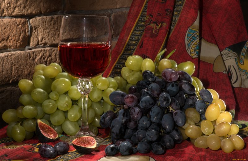 Виноград винный (v. vinifera)