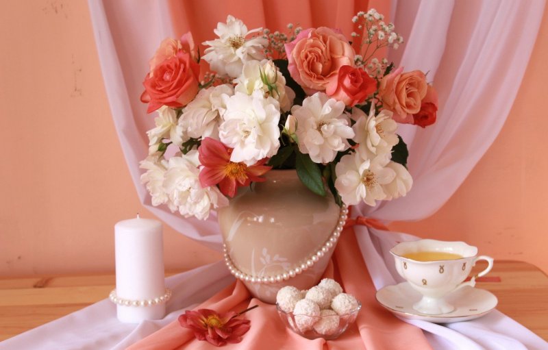 Чашечка чая с цветами