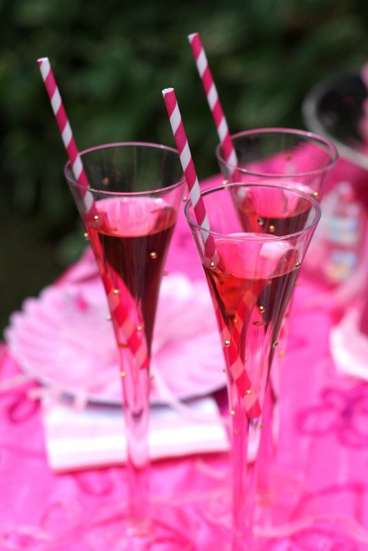 Розовая вечеринка