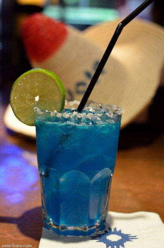 Голубая Лагуна коктейль