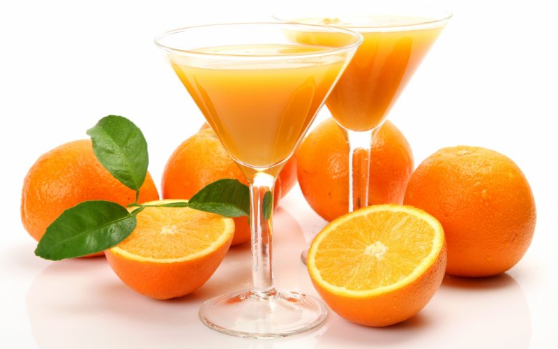 Оранчелло - апельсиновый ликер.
