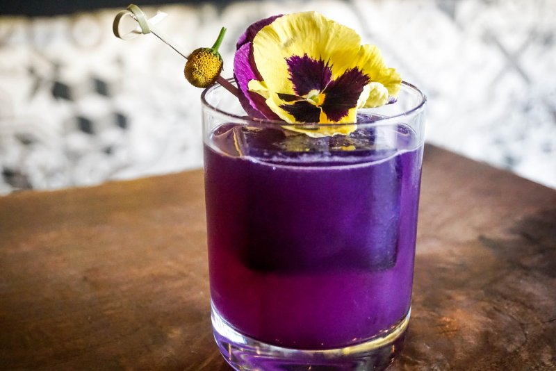 Напитки фиолетового цвета