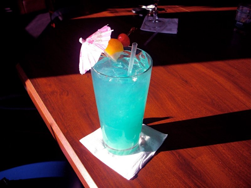Голубые Гавайи (напиток)