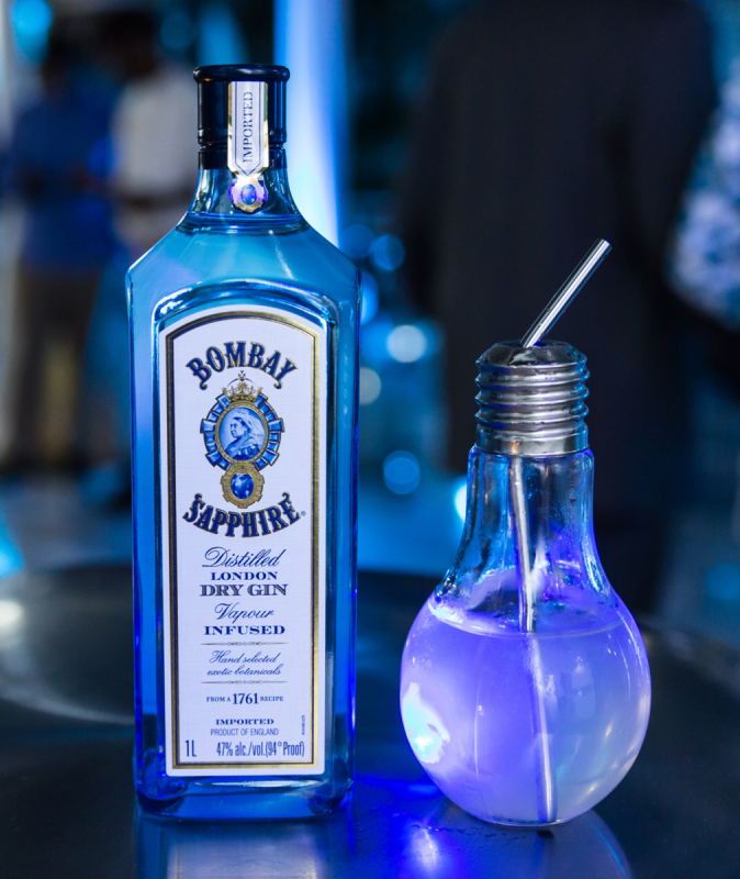 Джин напиток Bombay Sapphire