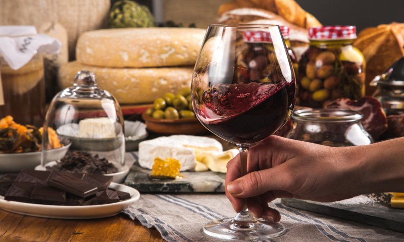 Вино и сыр дегустация