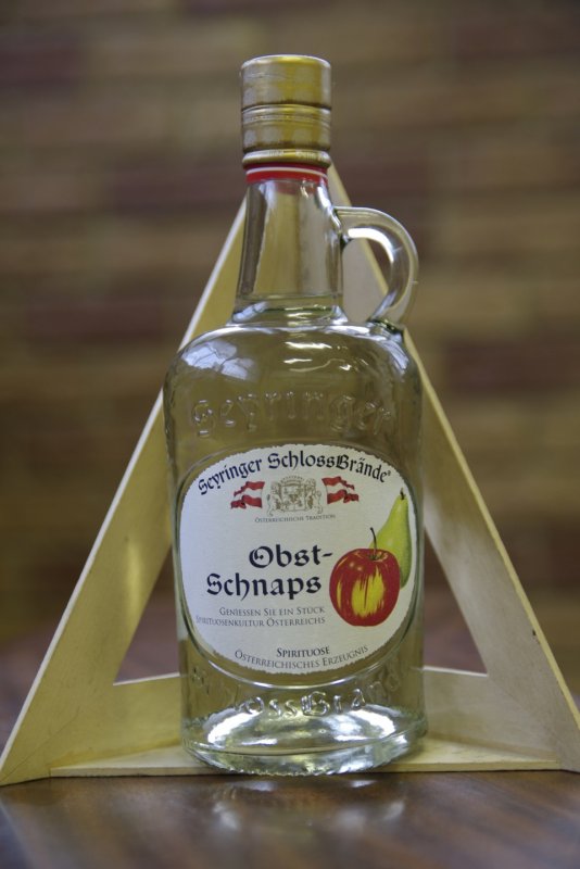 Немецкая водка шнапс
