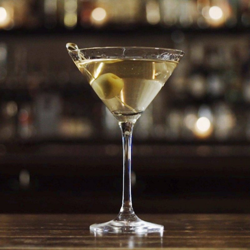 Dry Martini коктейль