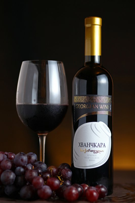 Грузинское вино красное Хванчкара