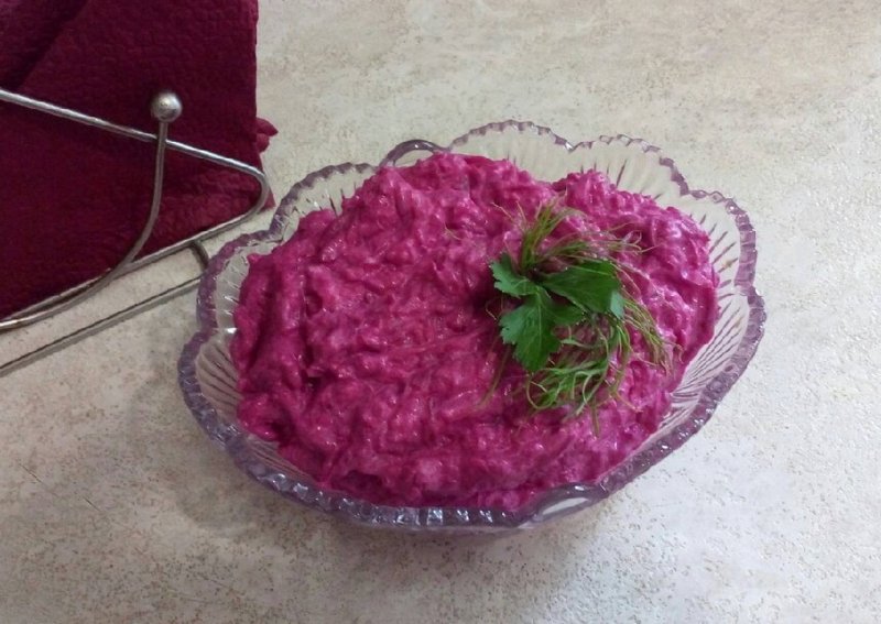 Татарский салат из свеклы