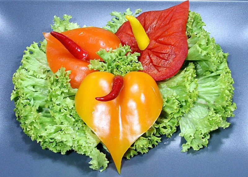 Красивая сервировка овощей