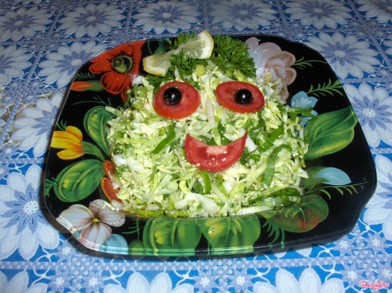 Украсить салат в виде мышки