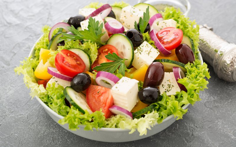 Греческий салат на праздничный стол пошаговое приготовление