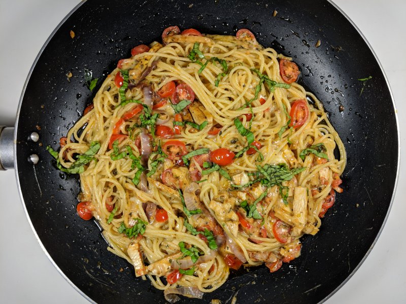 Спагетти равиоло с курицей и творожным сыром ужин дома