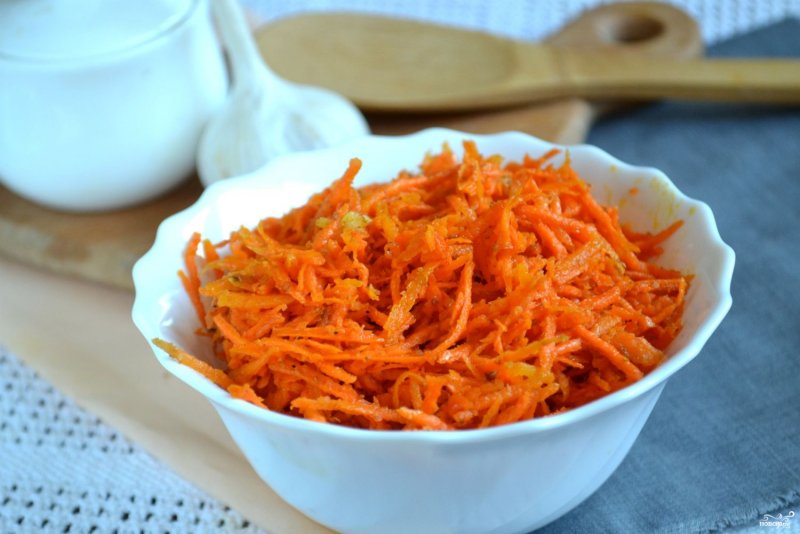 Как приготовить салат по корейски из моркови из 5 шт.