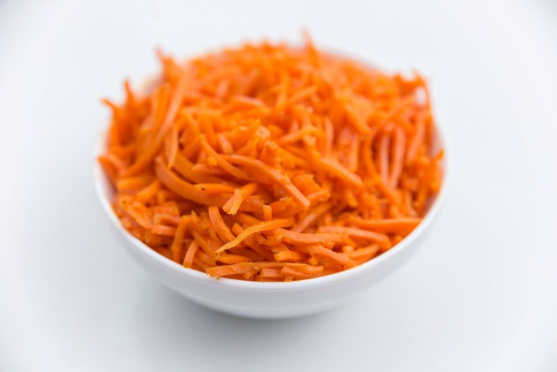 Корейская морковка в магазине
