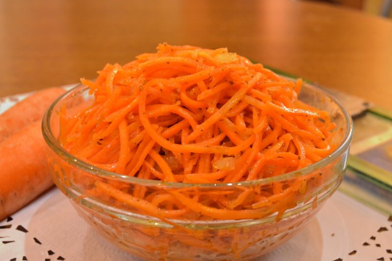 Салат Журавушка с корейской морковкой
