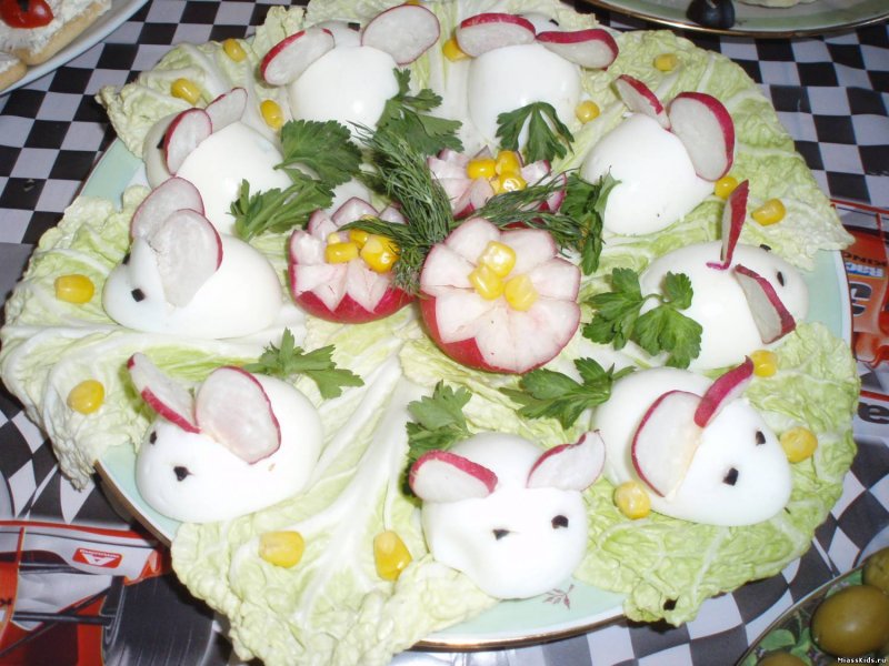 Украшение салатов