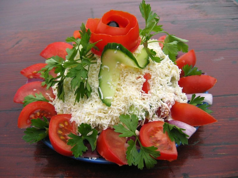 Красивый салат из овощей