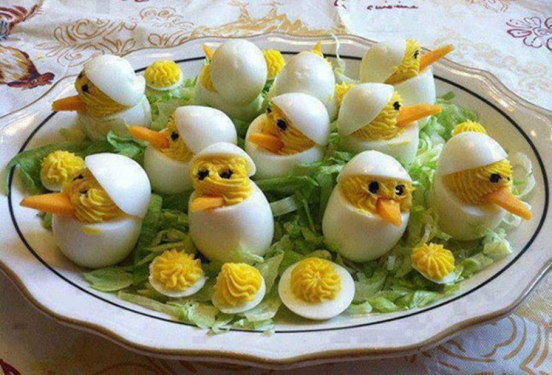 Украсить фаршированные яйца