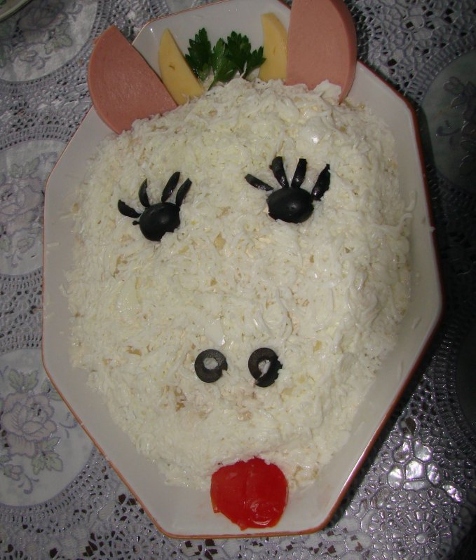 Новогоднее блюдо в виде кролика