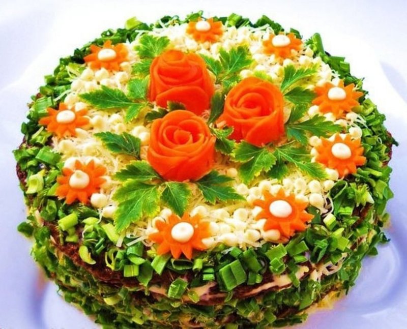 Цветок на торт салат