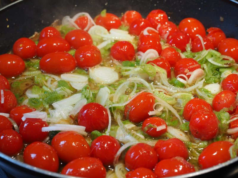 Блюда с помидорами